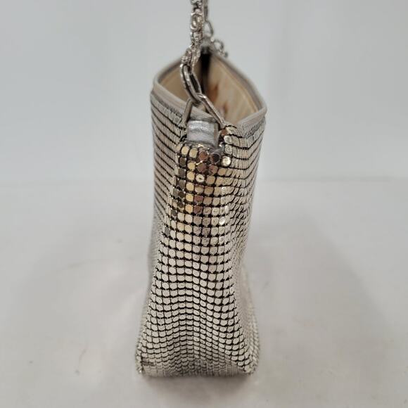 Vintage 60s 70s Metallic Sliver Gold Tone Mesh Ombré Chainmail Crossbody Bag - Picture 3 of 11